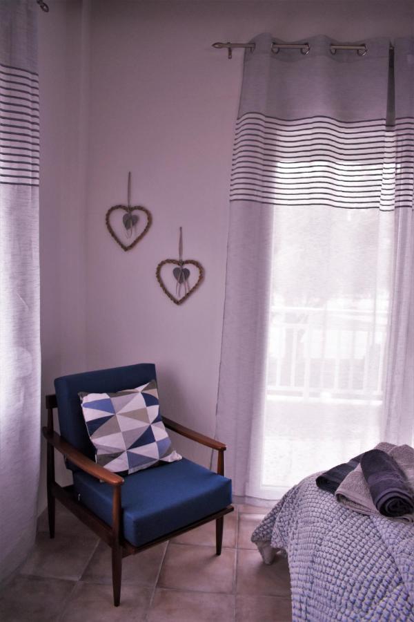 Cozy And Modern Apartment Komotini Exterior photo